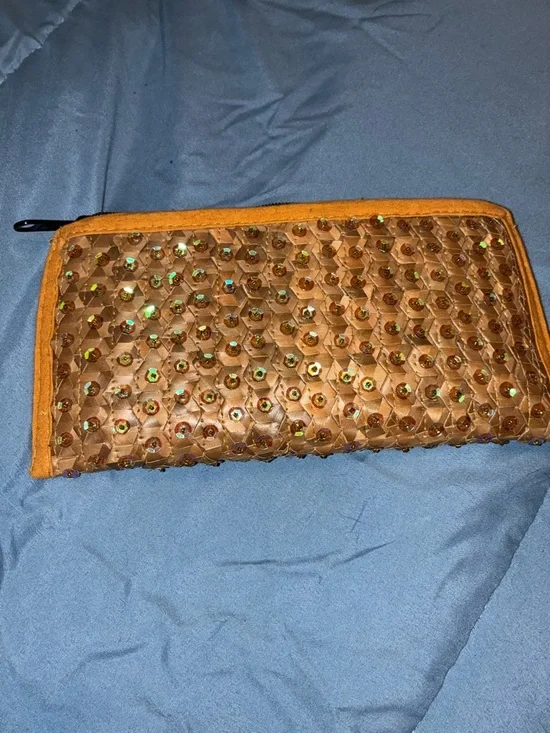 Embellished Sequined Tan Wallet Set - Picture 2 of 4